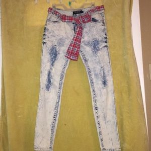 Junior Ripped (Holes) Jeans with Red plaid belt